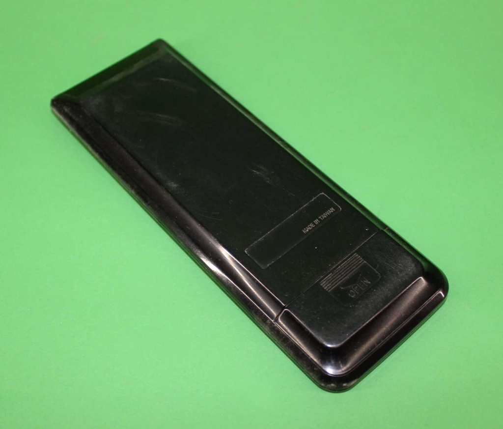 PET-019-02.jpg