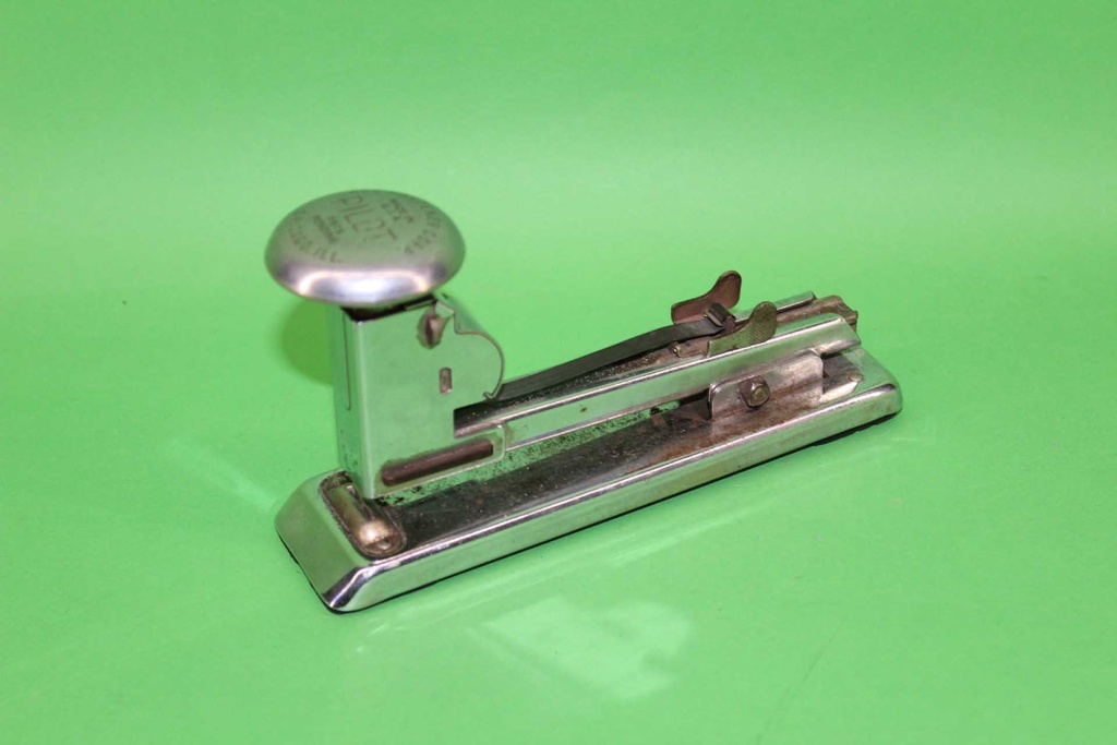 PMO-031-02.JPG