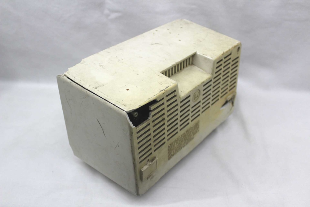 PER-002-03.jpg