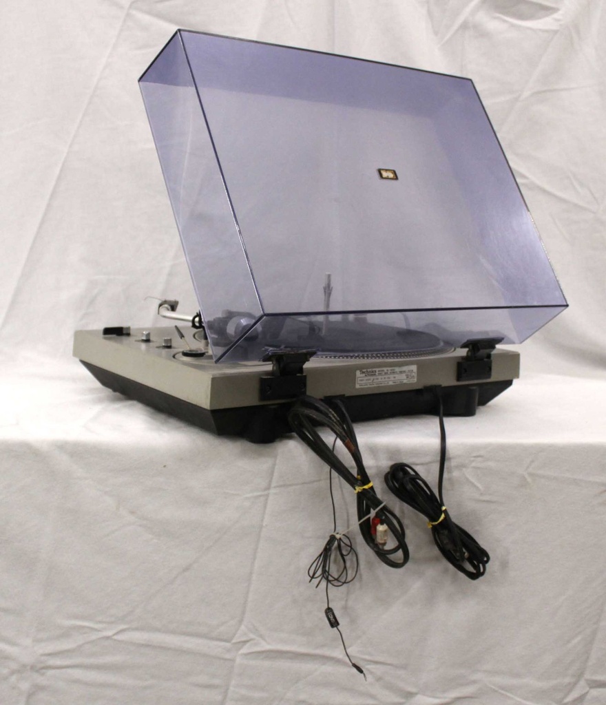 PER-065-04.jpg
