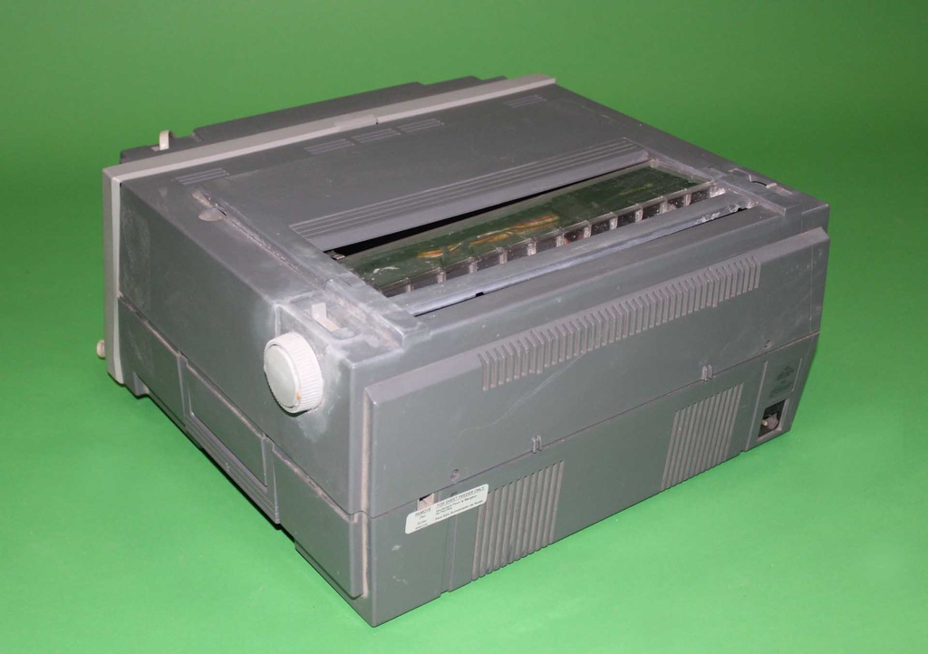 PEW-011-02.jpg