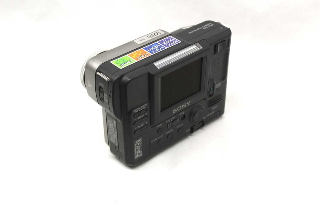 PEC-020-03.jpg