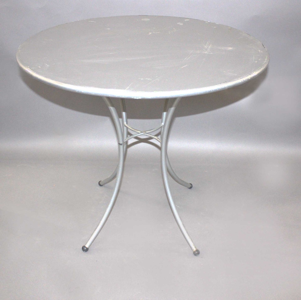 Round Table