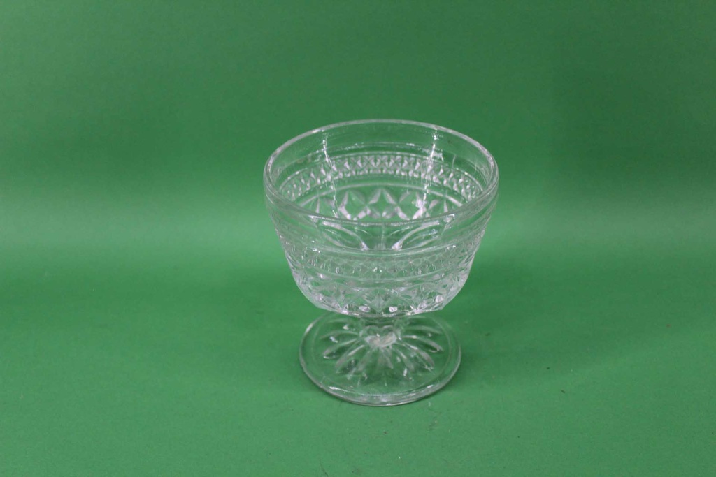 Cordial Glass