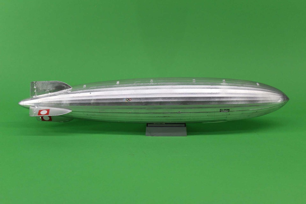 Toy Zeppelin